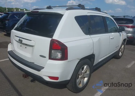 2014 Jeep Compass Latitude из США, поврежденный, VIN 1C4NJDEBXED858760